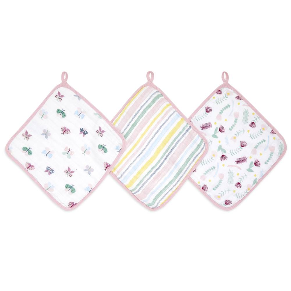 Aden + Anais Muslin swaddles, blankets, bibs & burp cloths